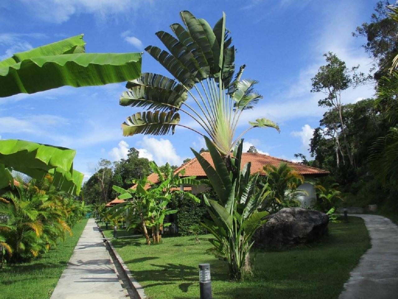 Saracen Bay Resort Koh Rong Sanloem Exterior photo