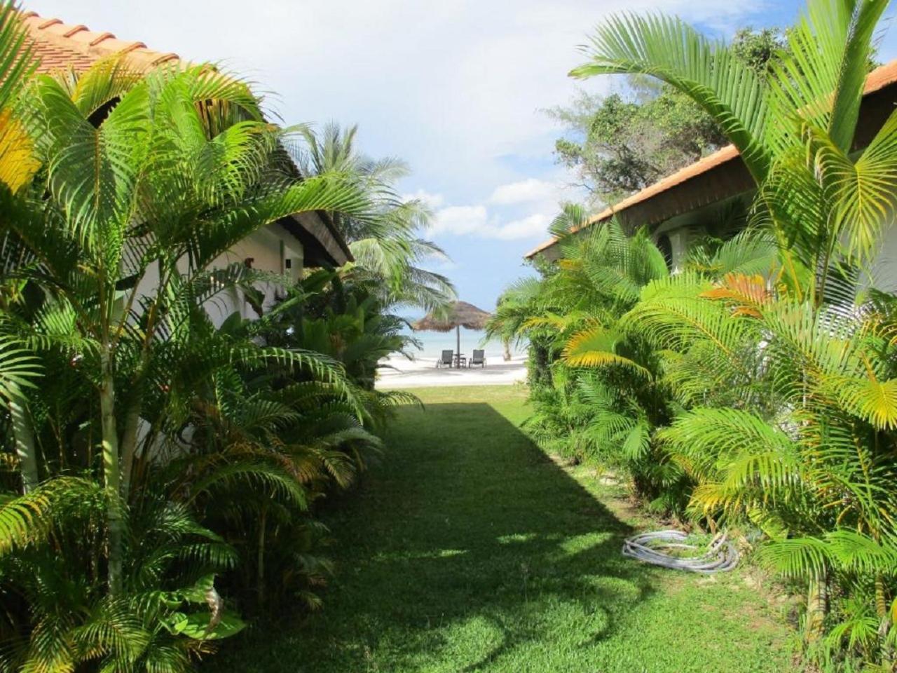 Saracen Bay Resort Koh Rong Sanloem Exterior photo